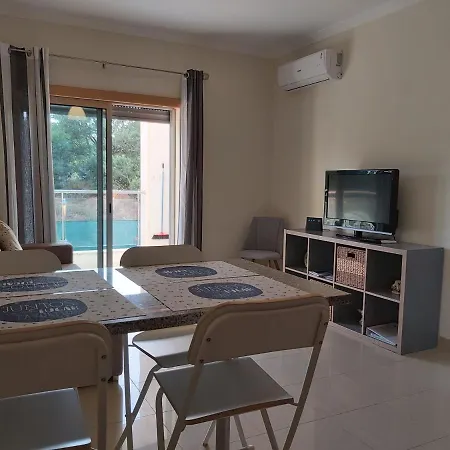 Maddina House Albufeira