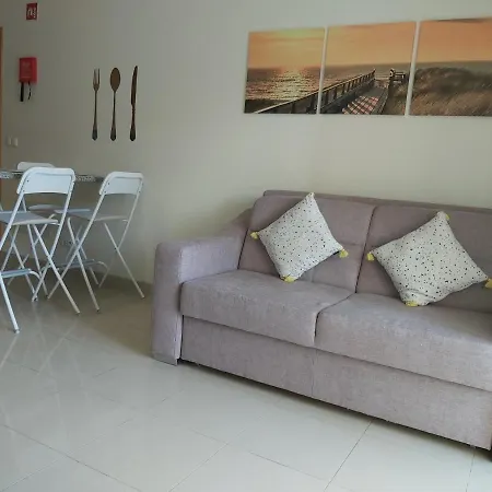 Maddina House *
